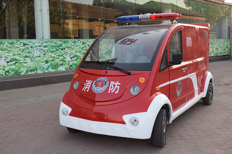 巡逻消防车